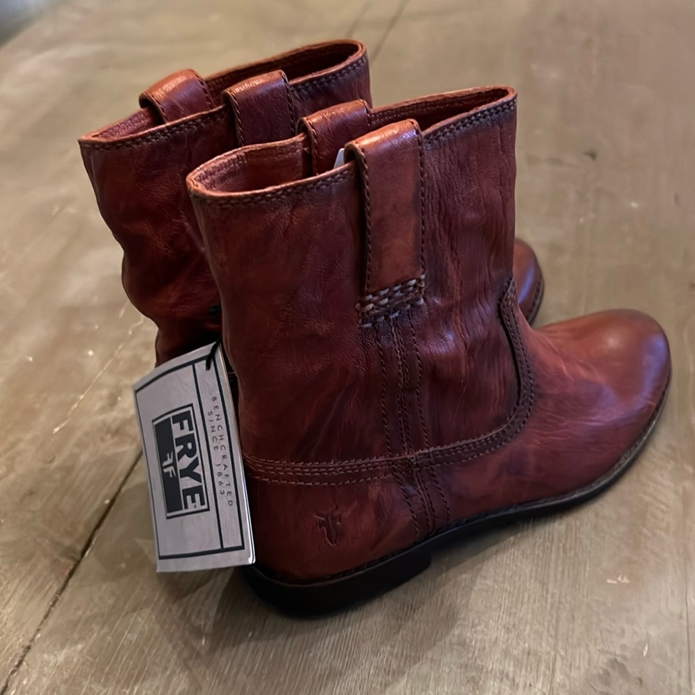 FRYE ANNA SHORTIE BOOTS NEW WITH  TAGS! 🔥 🔥